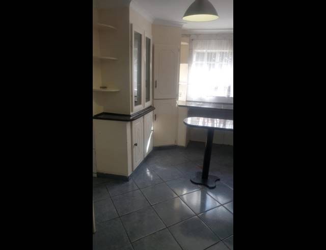 3 BEDROOM HOUSE FOR SALE IN VANDERBIJLPARK CW 2